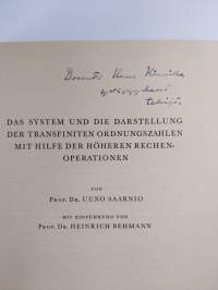 Das System und die Darstellung der transfiniten Ordnungszahlen mit Hilfe der höheren Rechenoperationen (tekijän omiste)