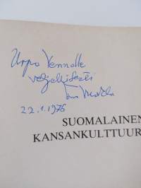 Suomalainen kansankulttuuri (signeerattu, tekijän omiste)