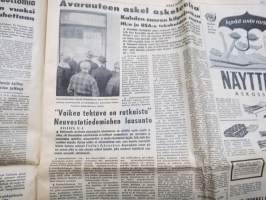 Uusi Suomi 1961, 13.4.1961, Juri Gagarin - Neuvostomajuri kiersi maapallon avaruudessa, Adolf Eichmann oikeudessa, ym.
