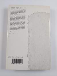 Teepussit : kuusitoista novellia