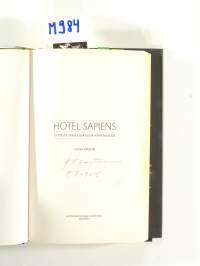 Hotel Sapiens ja muita irrationaalisia kertomuksia