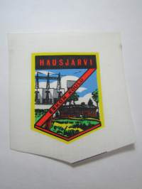 Hausjärvi -Eskon koulu -kangasmerkki, matkailumerkki, leikkaamaton