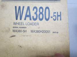 Komatsu WA380-5H Wheel Loader serial number WA380H20051 and up Parts Book -varaosaluettelo