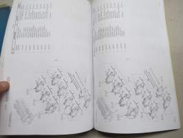 Komatsu WB93R-2 Backhoe Loader serial number 20001 and up Parts Book -varaosaluettelo