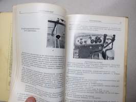 Caterpillar D4 traktori, sarjanumerosta 78 A1 / 86 A1 alkaen -käyttöohjekirja
