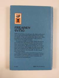Erilainen tyttö