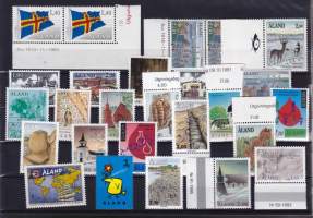 Ahvenanmaa - Levy (26 kpl) postituoreita ** postimerkkejä