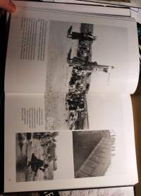 Kotirintama 1939-1945 - sotavuosien Suomi  naisten ja lasten silmin. 1999, 1.p. Katso sisältö kuvista.