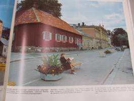 Turku  Åbo - aboa vetus et nova. Kuvakertomus Turun kaupungista ja kaupunkilaisista. Kuvattu vuosina 1974-79.