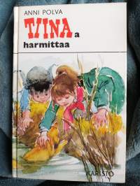 Tiinaa harmittaa