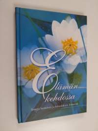 Elämän kehdossa : sanoja luomisen ja lunastuksen ihmeestä