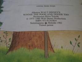 Nalle Puh ja Tiikeri : Disneyn satulukemisto