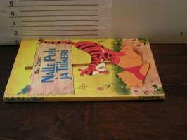 Nalle Puh ja Tiikeri : Disneyn satulukemisto