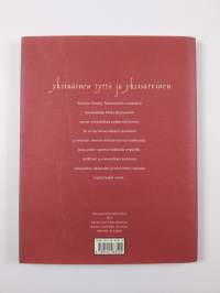 Yksinäinen tyttö ja yksisarvinen (signeerattu, tekijän omiste)