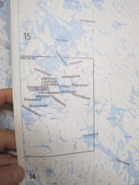 Suomen kartta yhdeksänä eri painatteena