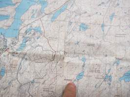Inari - Menesjärvi ulkoilukartta 1:50 000 Friluftskarta - Outdoor map - Wanderkarte 1982