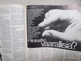 Me Naiset 1977 nr 43, 27.10.1977, Marja ja Heidi Herala, Anneli Pasanen, Charles Chaplin, Helka Vasarainen, Mitä lapsi maksaa?, Songilo, Bing Crosby, Anja Vainio