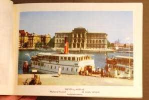 Valokuva-albumi Tukholma, Ruotsi. Vyer från Stockholm.   16 värikuvaa paperille (17 x 12 cm). 1950-luku?