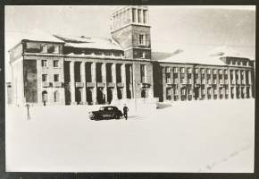 Karhumäen hotelli talvella 1942 - Valokuvakortti