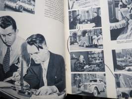 Советский Союз, декабрь 1953 - &quot;Neuvostoliitto, joulukuu 1953&quot; -propagandalehti, venäjänkielinen, suomenkieliset kuvaselostukset erillisliitteenä