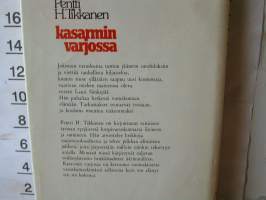 Kasarmin varjossa