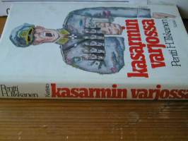 Kasarmin varjossa