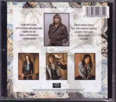 CD Bruce Dickinson ‎– Tattooed Millionaire, 1990. Katso kappaleet alta.