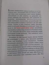 Suomen Marsalkka tuokiokuvina
