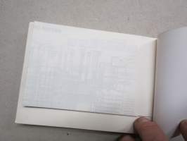 Honda XRV750 owner´s manual -käyttöohjekirja englanniksi, hollanksi ja espanjaksi, sähkökaavio mukana