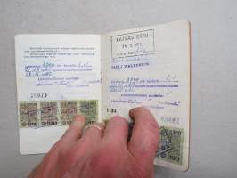 Peugeot 4D Sedan 403/2660, vm. 1959, RP-153, 1. omistaja vankilanjohtaja Martti Ylöstalo, Joutseno -rekisteriote / registerutdrag