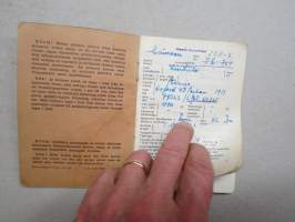 Morris Oxford 4D Sedan, vm. 1951, TB-90, 1. omistaja sähköasentaja Pauli Valo, Aitolahti -rekisteriote / registerutdrag