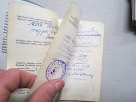 Skoda 2D Sedan 440, vm. 1956, II-184, omistaja myymälänhoitaja Aaro Hinkkanen, Orivesi -rekisteriote / registerutdrag