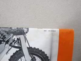 KTM 125 EXC, EXC Six Days / 200 XC, XC-W, EXC / 250 XC, XCW, EXV, EXC Six Days / 300 XC, XC-W, EXC-E, EXC-E Six Days owner´s manual 2008 3211226en -käyttöohjekirja