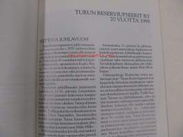 70 v vapaaehtoista maanpuolustustyötä - Turun Reserviupseerit Ry 1928-1998