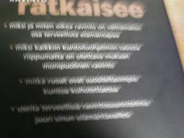 Ravinto ratkaisee : tietoa miehelle terveydestä ja hyvinvoinnista