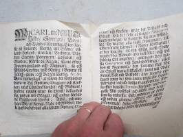 Kongl. Majestets... Pardons-Placat För Alla Förrymde och sig i Swerige uppehållande Ryttare / Dragoner, och Knechtar. -asetus, Lund 1715