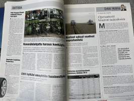 Koneviesti 2012 nr 15 - Testissä 5,5 - tonniset telakaivukoneet, Claas Cargos 9600 Combi, Muokkausta parko-äkeellä, Can-am Commander sopii moneen työhön, ym.