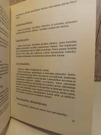 Makuperua ja munahöllöö - Hankasalmelaisia perinneruokia