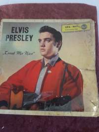 Elvis Presley /  Kappaleet : Mean woman blues. Got a lot livin to do, Lonesome cowboy ja Hot dog.  Kotelo on eri levylle.
