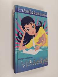 Vehkeilyä