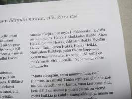 Suuren metsän reunassa Pieni kylä Vehkajärven rannalla - Virrat / Ähtäri rajalla, Honkaperä-Vehkaperä-Markkula-Heikkiperä-Virkki -kyläkirja
