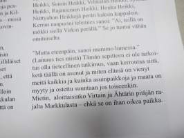 Suuren metsän reunassa Pieni kylä Vehkajärven rannalla - Virrat / Ähtäri rajalla, Honkaperä-Vehkaperä-Markkula-Heikkiperä-Virkki -kyläkirja