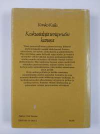 Keskusteluja terapeutin kanssa