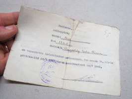 Todistus. Polkupyörä, merkki &quot;Kiva&quot; omistaja varapostiljooni E. Rinne on toistaiseksi vapautettu pakko-otosta Turunmaan Sk. piirin päätöksellä 28.7.1941