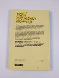 Pitkä keltainen hammas