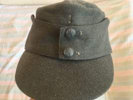 SA-kenttälakki &quot;verikauha&quot; koko 56