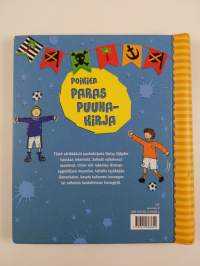 Poikien paras puuhakirja