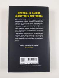 Tappajan tyttöystävä ja muita rikoksia (UUSI)