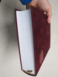 Perheraamattu 1992 (Perhe-Raamattu), ei nimeä / nimiä, perhetietosivut käyttämättömät -Family Bible, in finnish