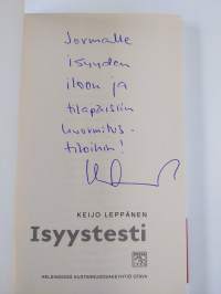 Isyystesti (signeerattu, tekijän omiste)